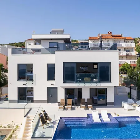 Hotel Julian Trogir